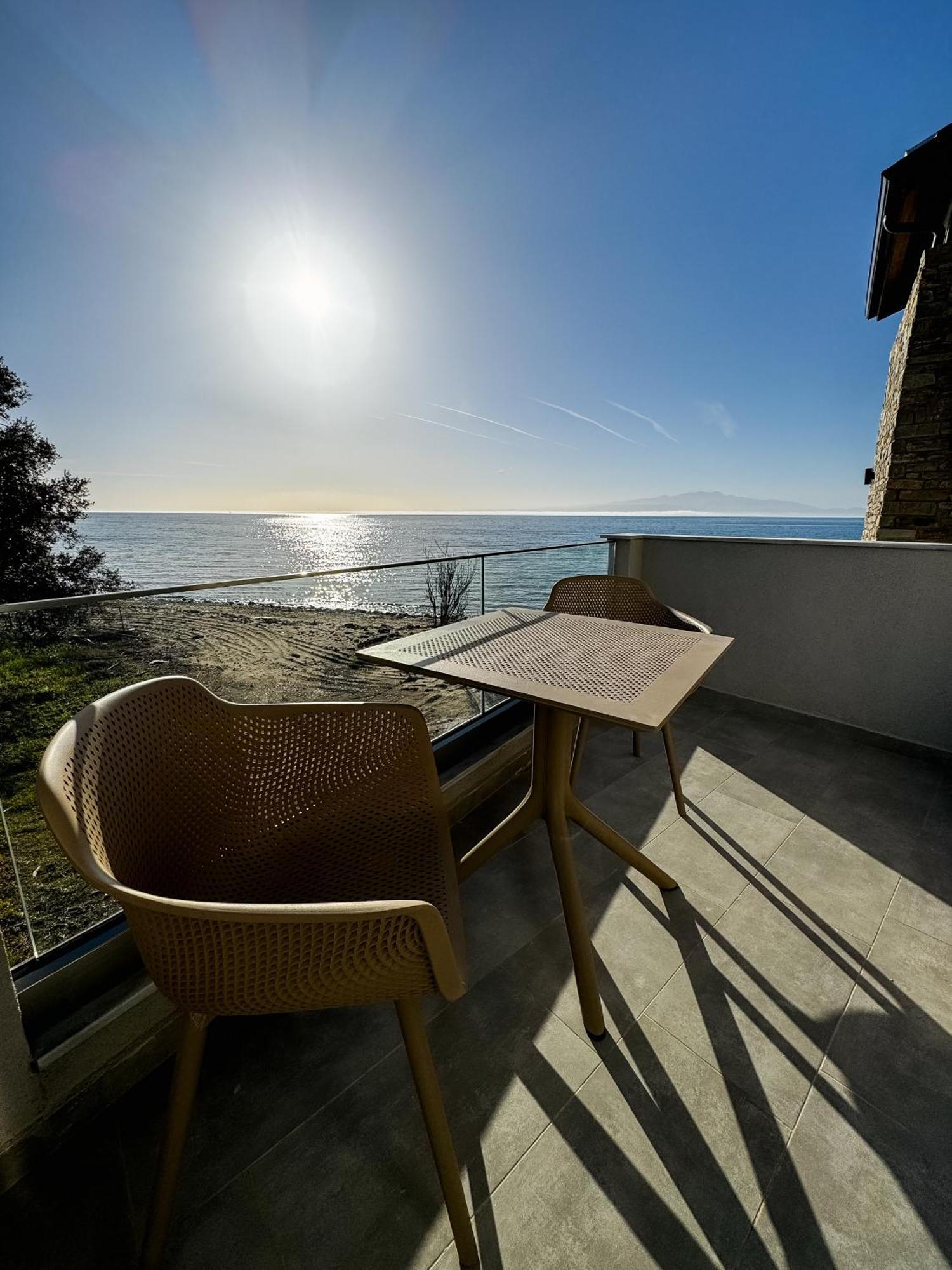 Olive & Sea Luxury Suites Скала-Сотирос Экстерьер фото